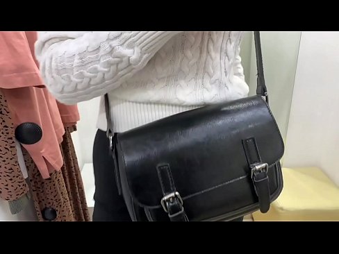 ❤️ Публичная мастурбация молоденькой сучки ФералБерри с дилдо в примерочной ❤ Порнуха на pornokey.ru