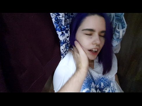 ❤️ Нашел сестренку в шкафу и помог кончить ❤ Порнуха на pornokey.ru