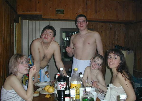 Организовали крохотную вечеринку в бане @ gang.truba-rf.ru